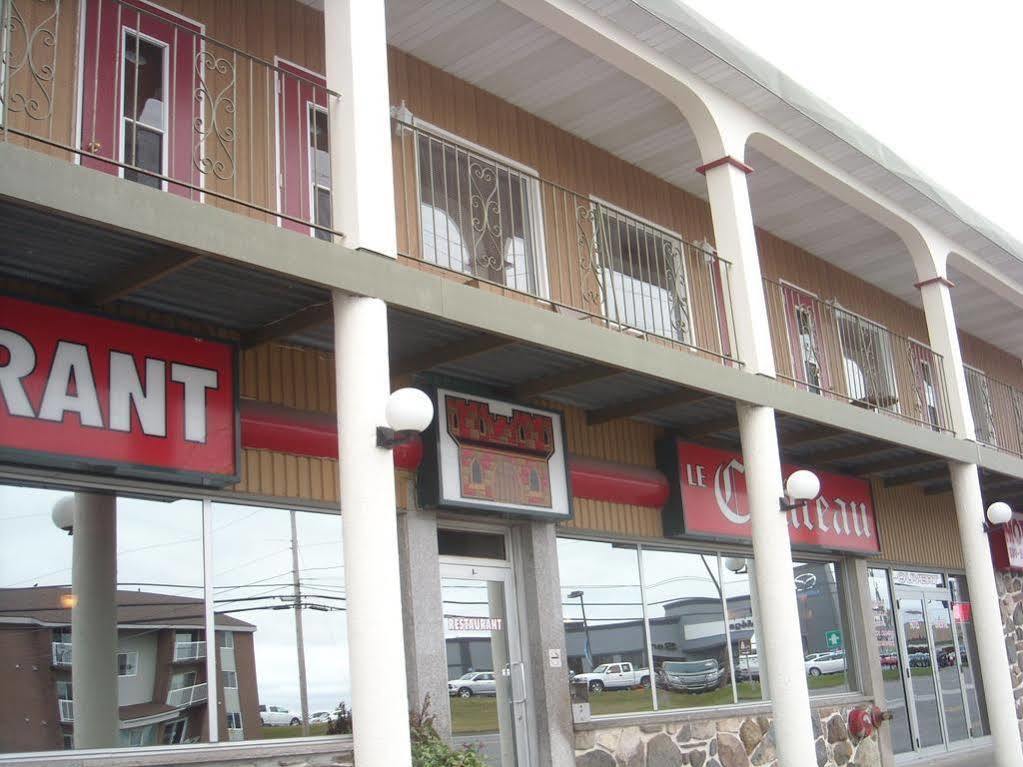 Hotel Motel Le Château Lac-Mégantic Buitenkant foto